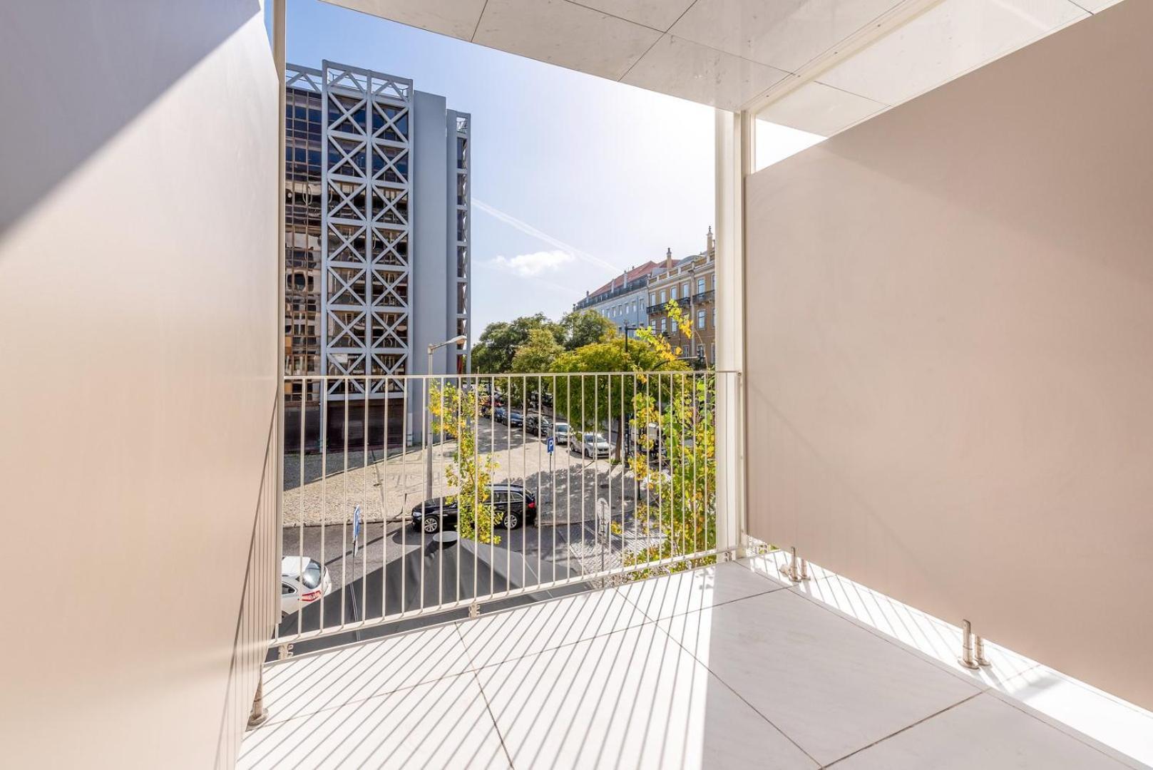 Апартаменты Guestready - 2Br Apt Carlos I With Terrace And Gym Лиссабон Экстерьер фото